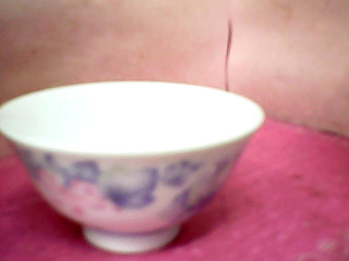 瓷碗