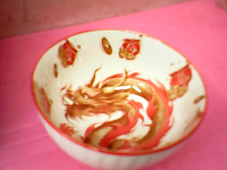 瓷碗