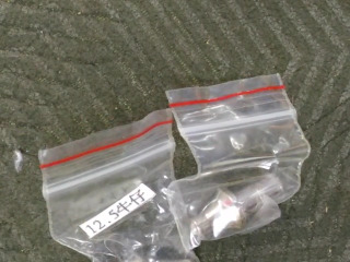 牛仔打釦