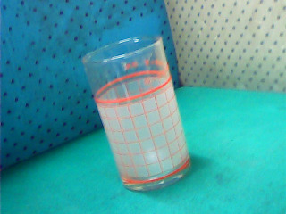 玻璃杯