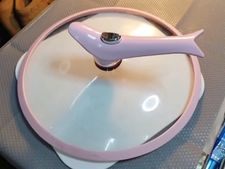 粉色小魚鍋蓋