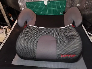 兒童汽車安全增高墊