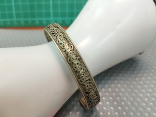 雕花手環