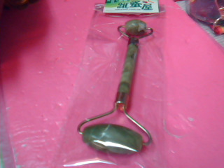 臉部按摩器