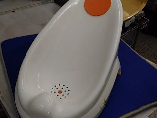 嬰兒洗澡架