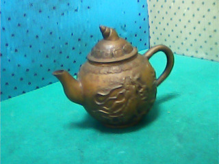 銅茶壺
