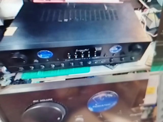 綜合擴大機SINGLETON AK-8856 / 金屬機殼與電子零件