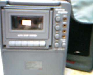 手提錄放音擴音機