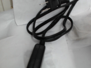 電源線