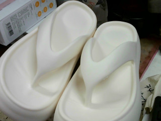 足下用品