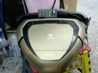 伊萊克斯掃地機器人
