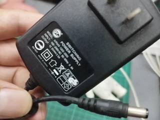 12V2.5A