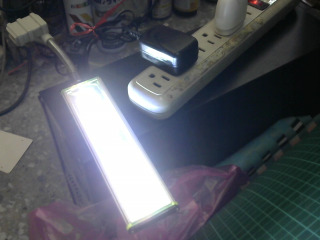 LED 夾燈