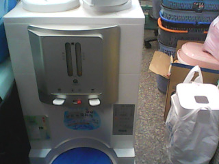 開飲機