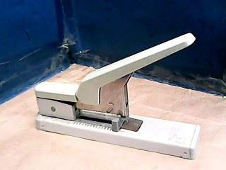 訂書機