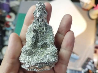 銀色佛像擺件