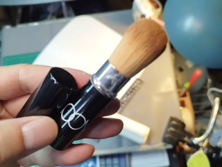 旋轉伸縮化妝刷