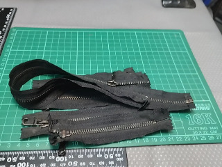 黑色金屬拉鍊