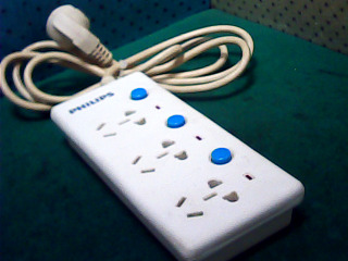 延長線(220V)
