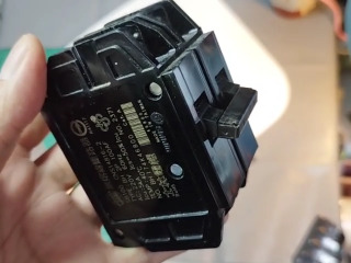 士林無熔絲開關