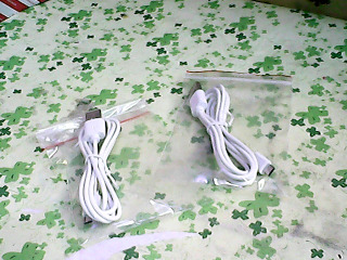 充電線