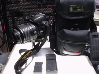 單眼16G 記憶卡原廠座充配原廠電池