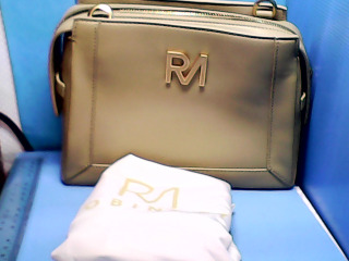 全新包包(附背帶)