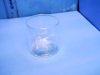 玻璃杯