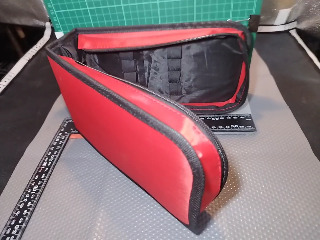 紅色工具包
