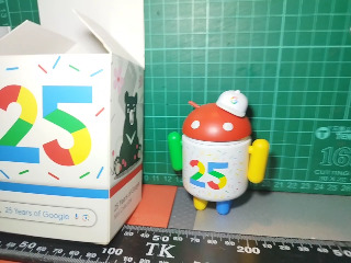 谷哥周年公仔
