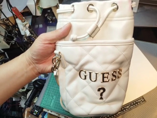 GUESS 水桶包