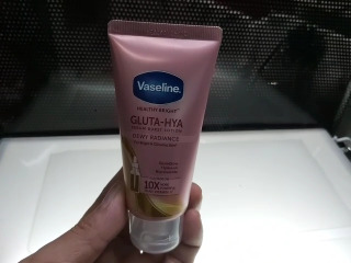 凡士林精華凝乳