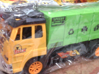 玩具車/