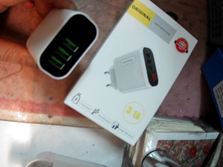 3孔USB數據充電頭