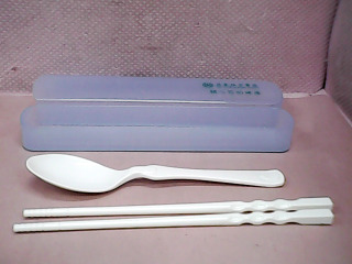 餐具