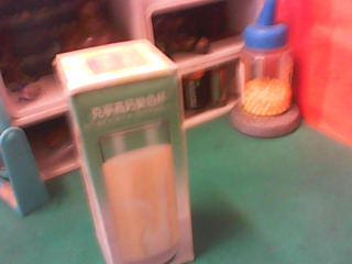 玻璃杯