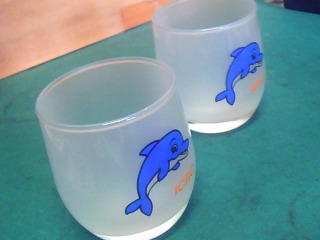 玻璃杯