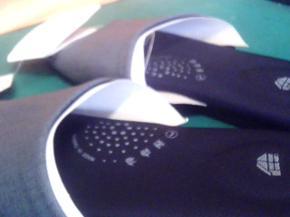 全新防滑乳膠鞋