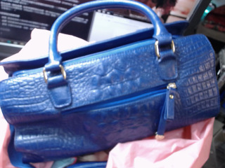 藍色鱷魚紋手提包