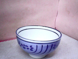 瓷碗
