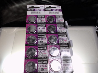 CR2032