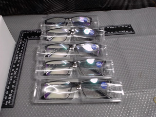 防藍光老花眼鏡250度