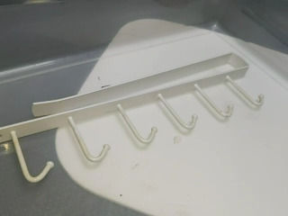 櫥櫃免釘掛勾
