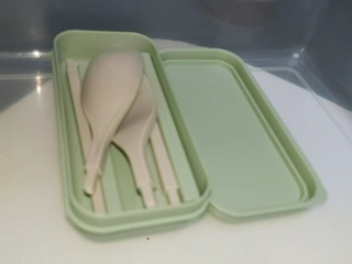 餐具