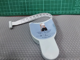 自動卷腰圍尺