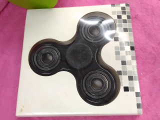 指尖陀螺