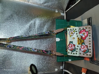 刺繡側背包