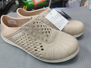 經典洞洞涉水鞋