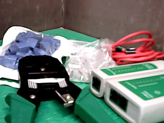 電腦線頭製具組