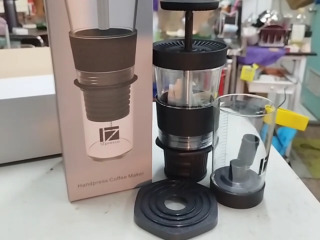 Y3 手壓咖啡機